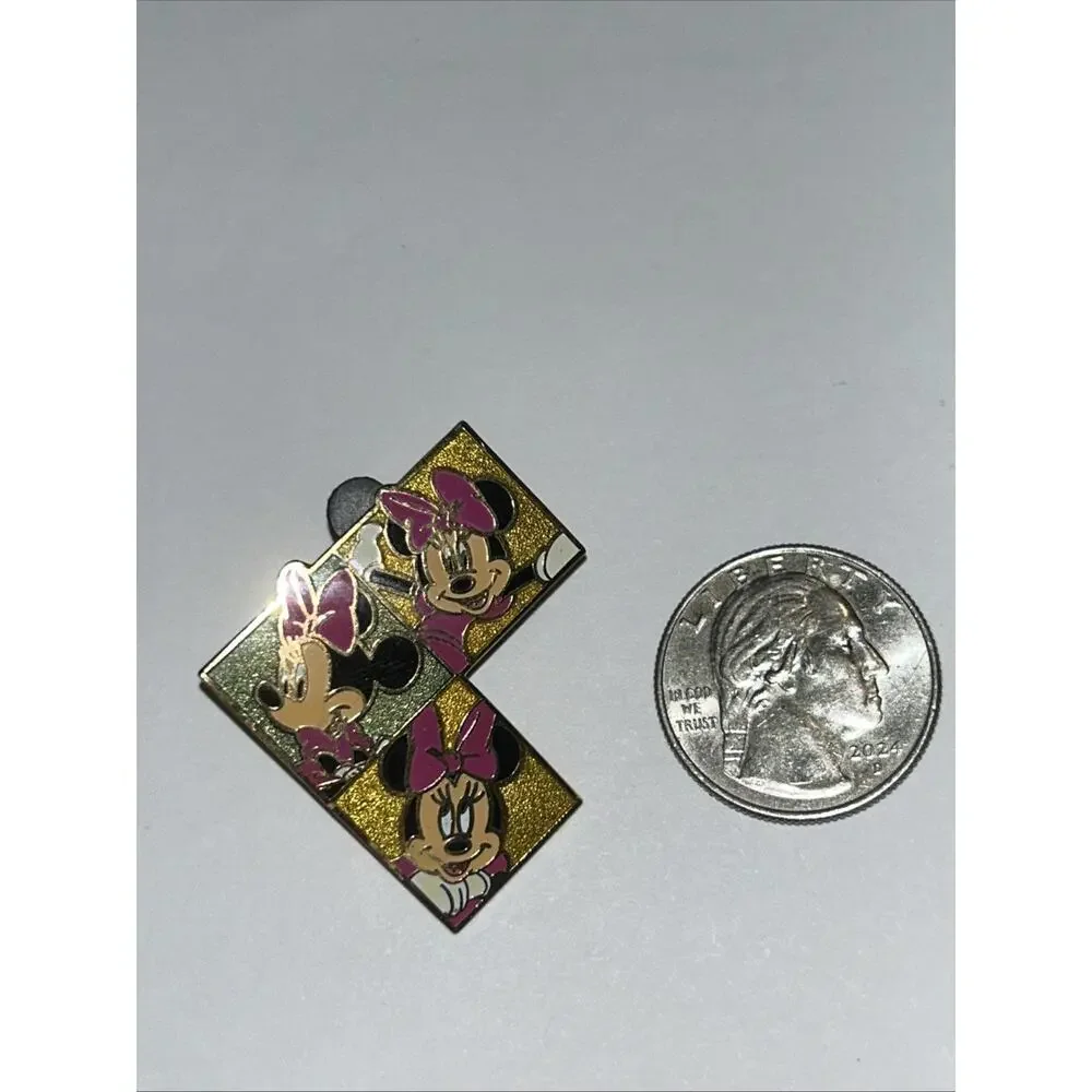 Disney Minnie Mouse Mystery Machine Series Pin WDW 2007